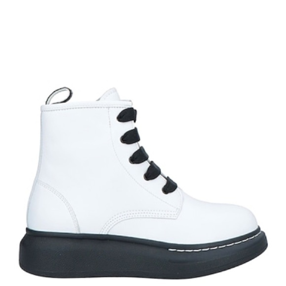 ALEXANDER MCQUEEN kids Ankle boots 11C